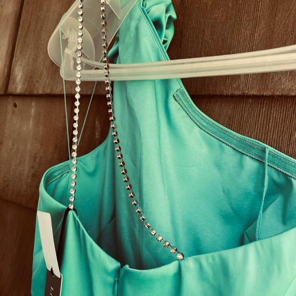 Liv Foster Stretch Satin One Shoulder Maxi Gown Aqua Green Size 6 Asymmetrical - Picture 16 of 17